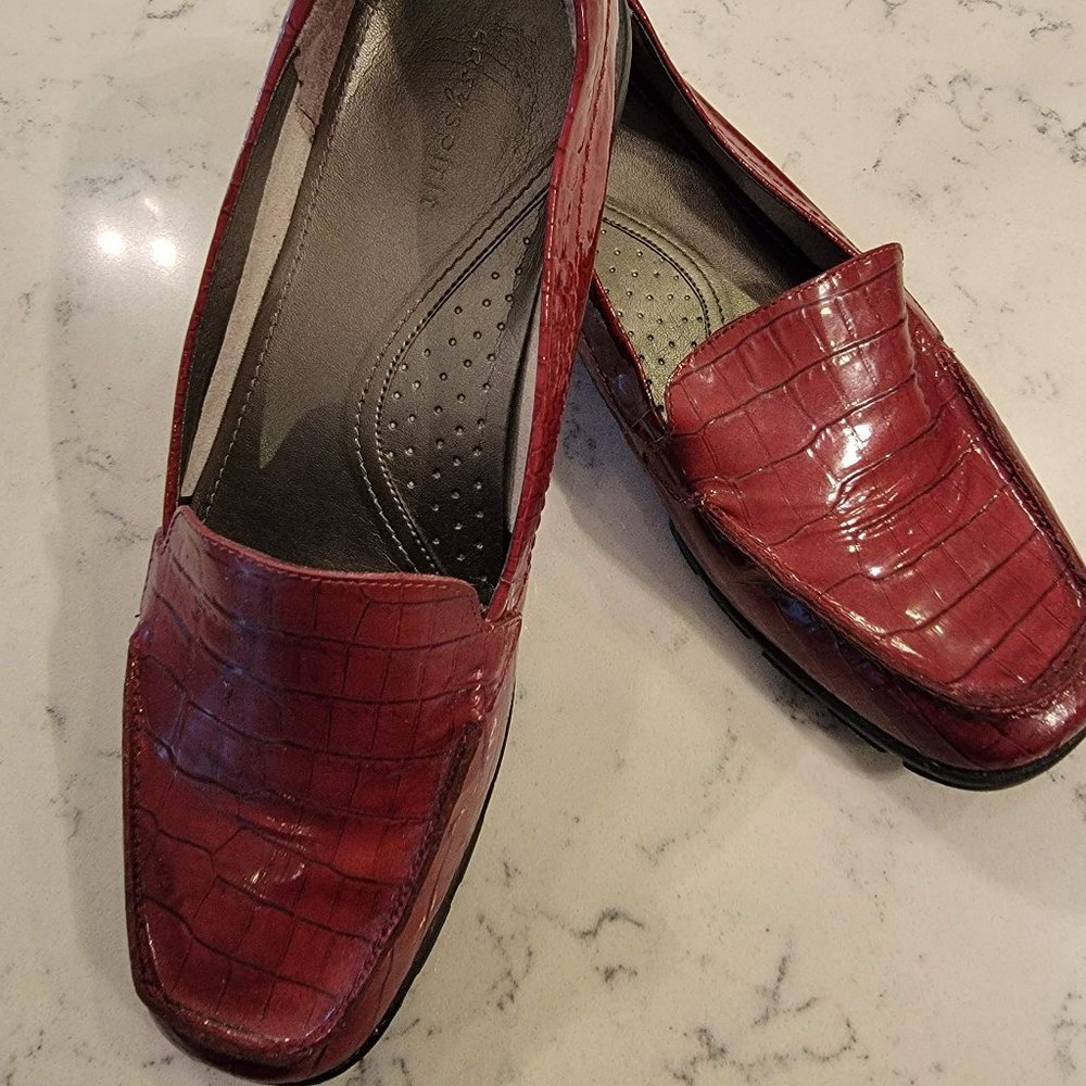 Easy Spirit Croco Embossed Leather Loafers Sz 11